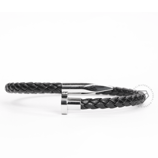 Nail White Gold Braided Black Leather