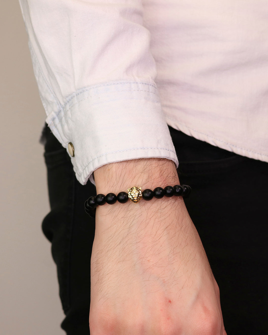 Lion Yellow Gold & Onyx