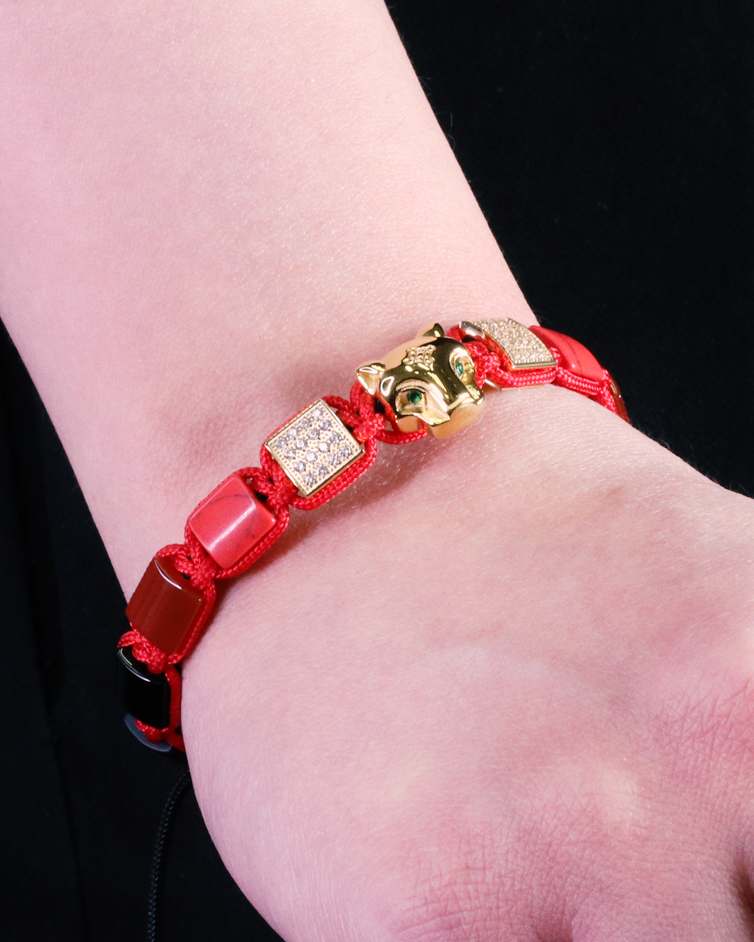 Grand Jaguar Yellow Gold, Red Turquoise & Carnelian