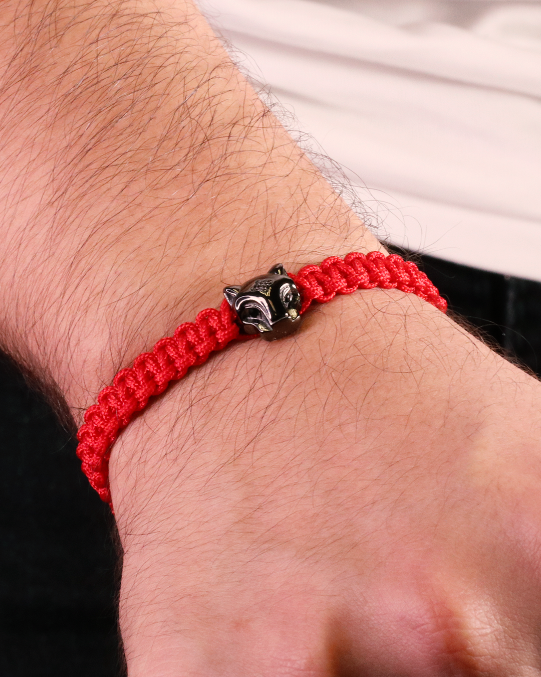 Grand Jaguar Ruthenium & Red Rope