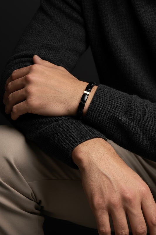 Noir Tower Singular Bracelet