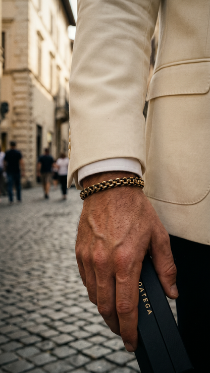 Edge: Black & Gold