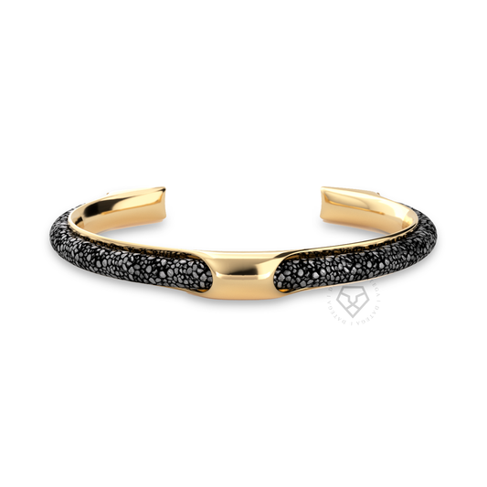 Arum Yellow Gold Black Stingray