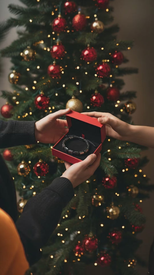 The Cairo Flatbead - Hematite & Swarovski