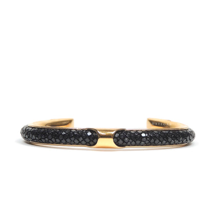 Arum Yellow Gold Black Stingray