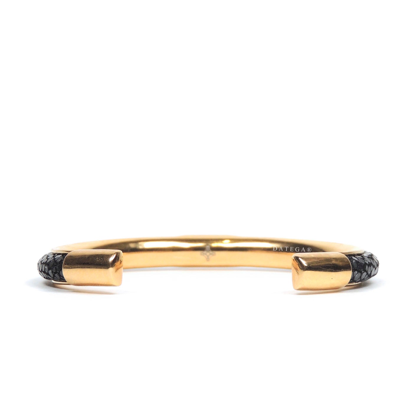 Arum Yellow Gold Black Stingray