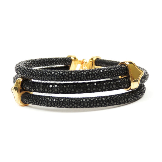 Clasp Yellow Gold Triple Rope Black Stingray