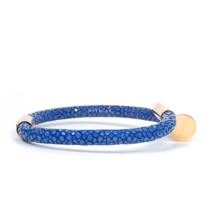 Nail Yellow Gold Blue Stingray