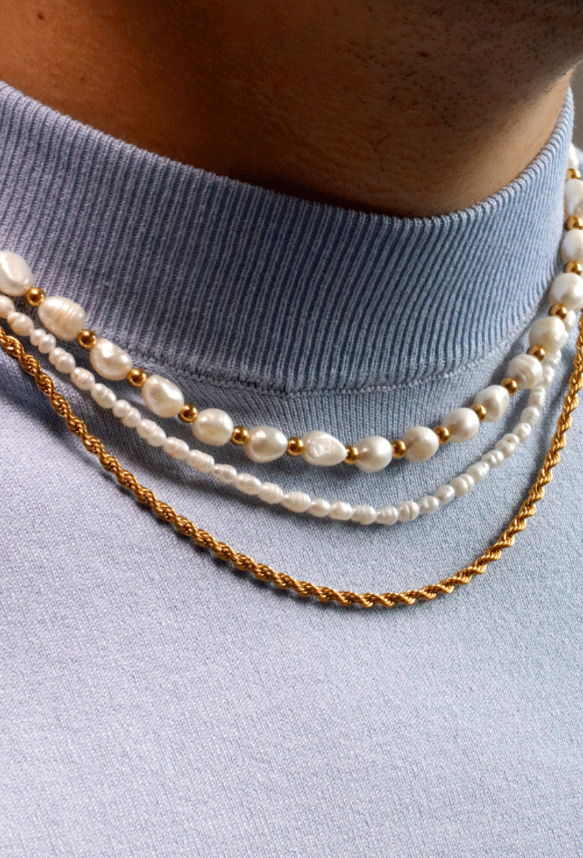 Barroque Pearl Necklace & Gold