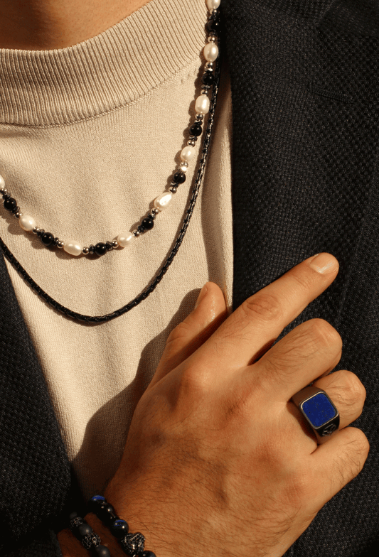 Pearl Necklace & Onyx