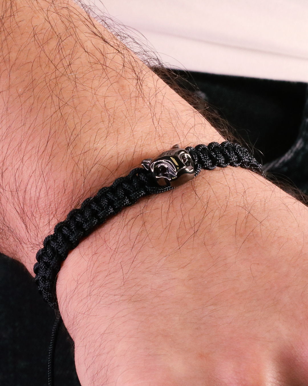 Grand Jaguar Ruthenium & Black Rope